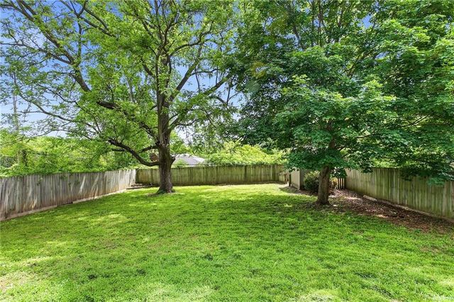 417 N Ridge Avenue, Liberty, MO 64068