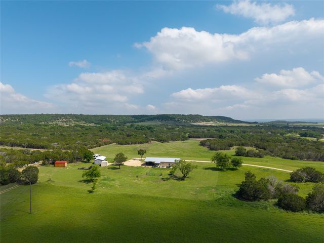 7830 Fm 927, Walnut Springs, TX 76690