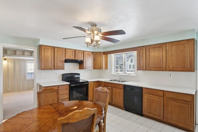 310 S University AVENUE, Beaver Dam, WI 53916