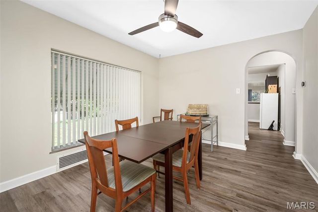 9012 Rosemary Avenue, St Louis, MO 63123