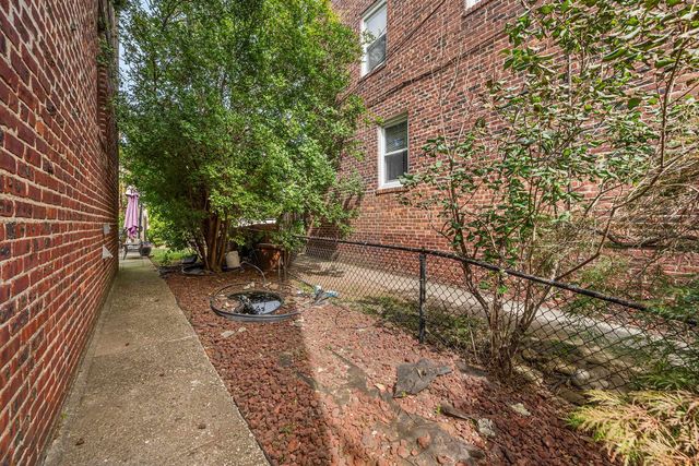 55 EAST 3RD ST, Bayonne, NJ 07002