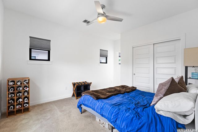 918 N OLIVE ST, San Antonio, TX 78202