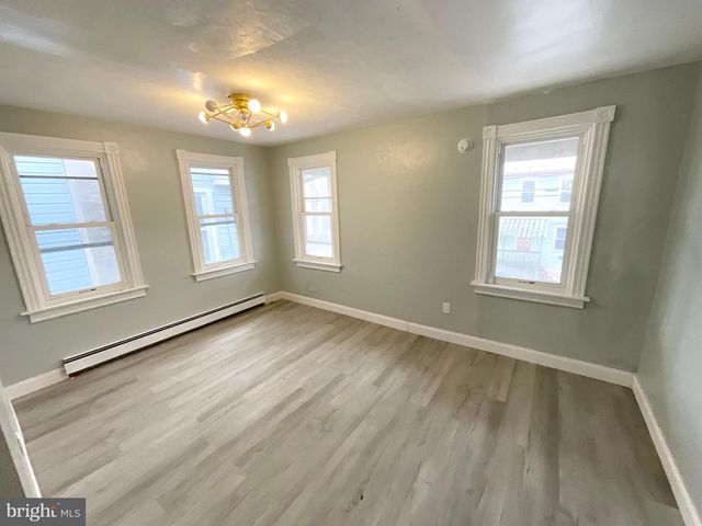 215 W MARKET ST, Williamstown, PA 17098