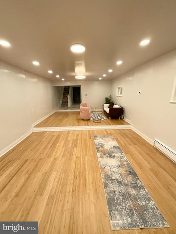 215 W MARKET ST, Williamstown, PA 17098