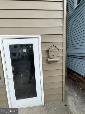 215 W MARKET ST, Williamstown, PA 17098