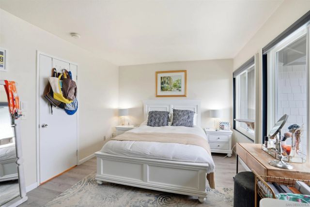 857 Violet Ct, Carlsbad, CA 92011