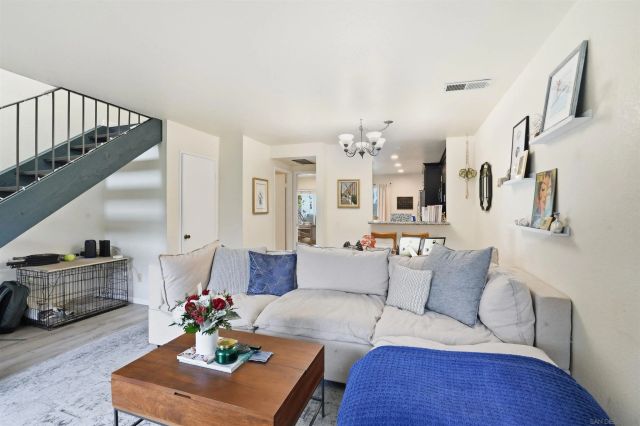 857 Violet Ct, Carlsbad, CA 92011