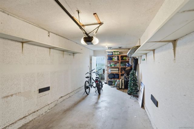 857 Violet Ct, Carlsbad, CA 92011