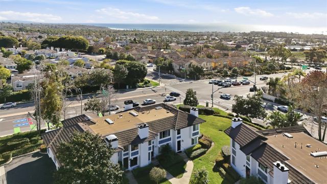 857 Violet Ct, Carlsbad, CA 92011