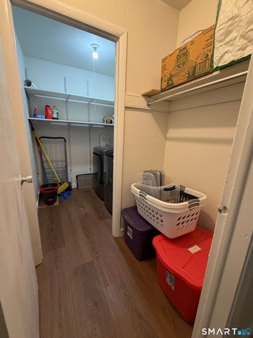 131 Florence Road 1C, Branford, CT 06405