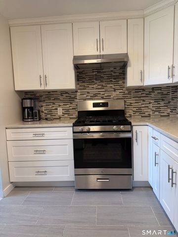 131 Florence Road 1C, Branford, CT 06405