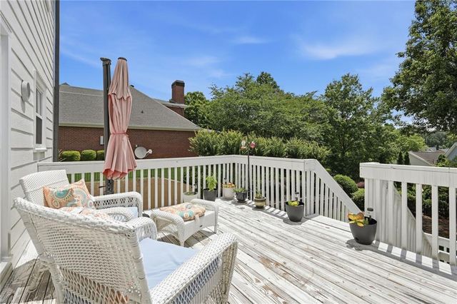 200 Finsbury Park Court, Suwanee, GA 30024