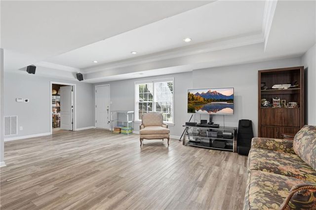 200 Finsbury Park Court, Suwanee, GA 30024