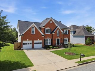 200 Finsbury Park Court, Suwanee, GA 30024