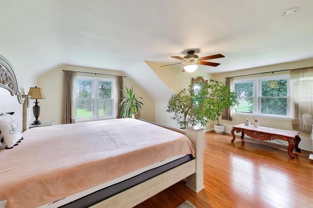 17211 Winfield ROAD, Bristol, WI 53104