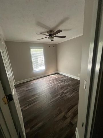 252 Thorn Brook Circle, Bethlehem, GA 30620