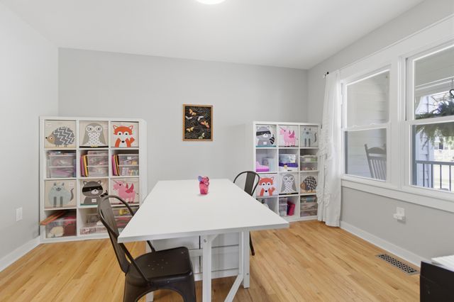 93 Shadowmoss Parkway, Charleston, SC 29414