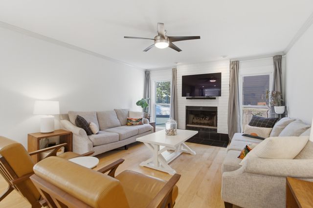 93 Shadowmoss Parkway, Charleston, SC 29414