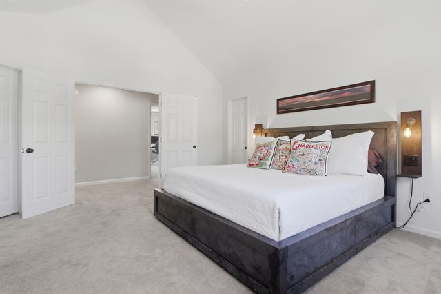 93 Shadowmoss Parkway, Charleston, SC 29414