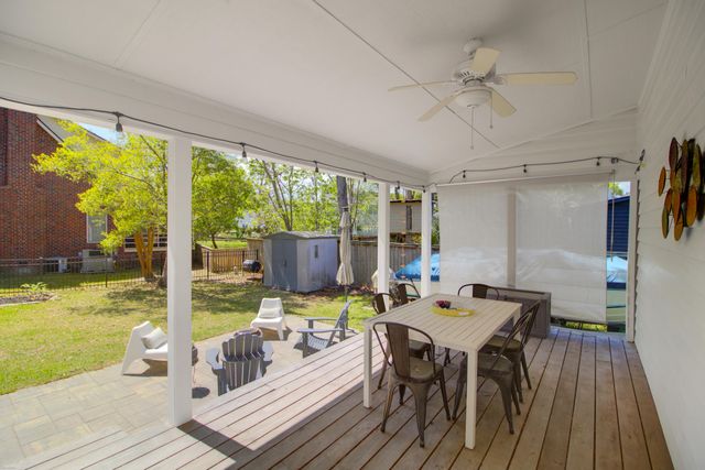 93 Shadowmoss Parkway, Charleston, SC 29414