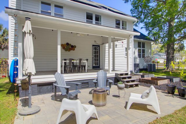 93 Shadowmoss Parkway, Charleston, SC 29414