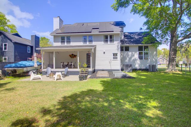 93 Shadowmoss Parkway, Charleston, SC 29414