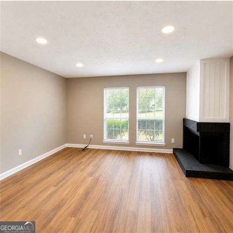 3254 Strawberry Lane, Decatur, GA 30034