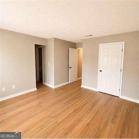 3254 Strawberry Lane, Decatur, GA 30034