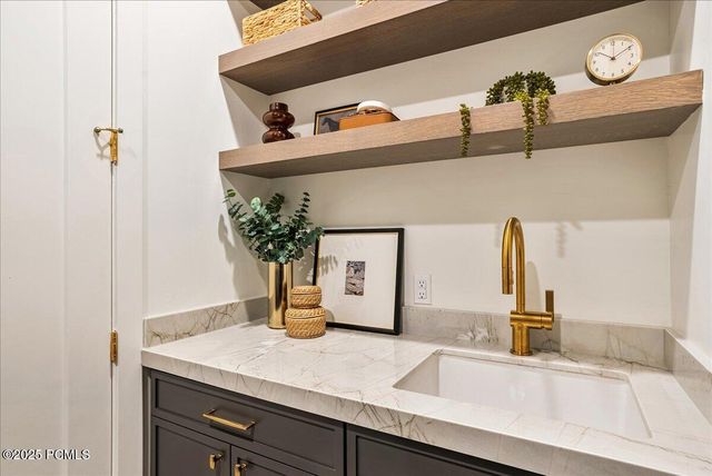 11378 N Regal Ridge Court, Mayflower Mountain, UT 84032