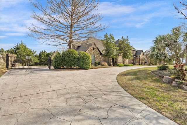 161 Ridgemont Drive, Heath, TX 75126