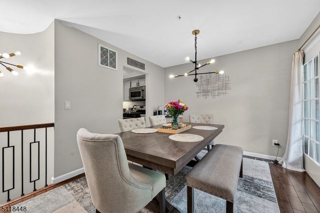 224 Cambridge Dr, Ramsey Boro, NJ 07446