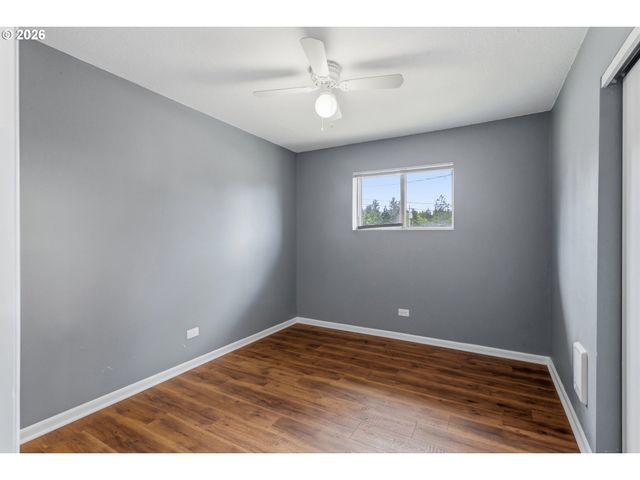 998 1ST Ave, Vernonia, OR 97064