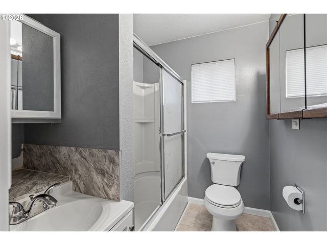 998 1ST Ave, Vernonia, OR 97064