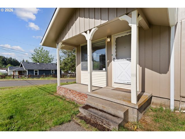998 1ST Ave, Vernonia, OR 97064