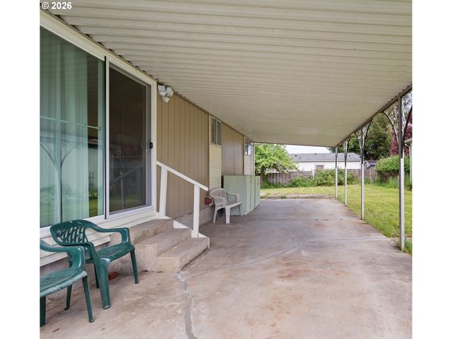998 1ST Ave, Vernonia, OR 97064