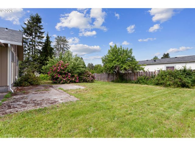 998 1ST Ave, Vernonia, OR 97064