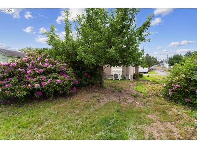 998 1ST Ave, Vernonia, OR 97064