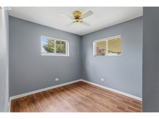 998 1ST Ave, Vernonia, OR 97064
