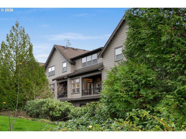 10239 Sw TAYLOR St, Portland, OR 97225