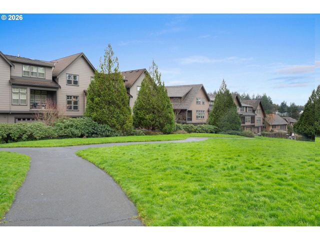 10239 Sw TAYLOR St, Portland, OR 97225