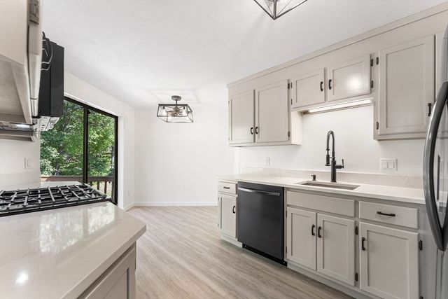 12 Perkins Ct 12, Haverhill, MA 01832