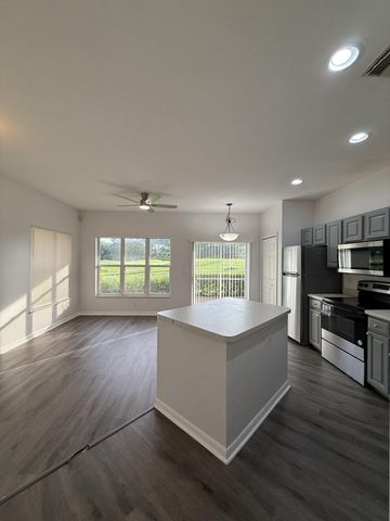 9833 PERFECT Drive 169, Port St. Lucie # 169, Port St Lucie, FL 34986