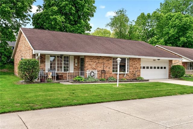 6668 Oakwood Lane, Huber Heights, OH 45424