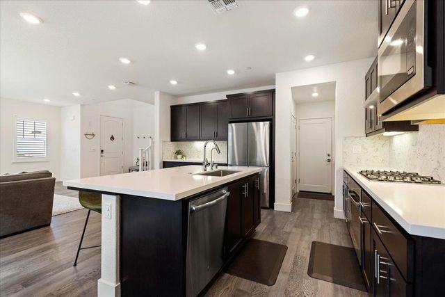 2005 Davoli Ct, San Ramon, CA 94583