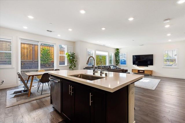 2005 Davoli Ct, San Ramon, CA 94583