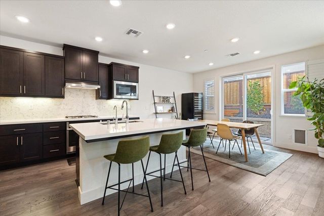 2005 Davoli Ct, San Ramon, CA 94583