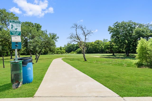 1002 Birkdale Drive, Justin, TX 76247