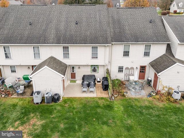 347 STONEHEDGE LANE, Mechanicsburg, PA 17055