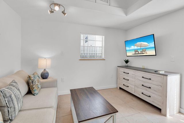 1707 George Street, Key West, FL 33040