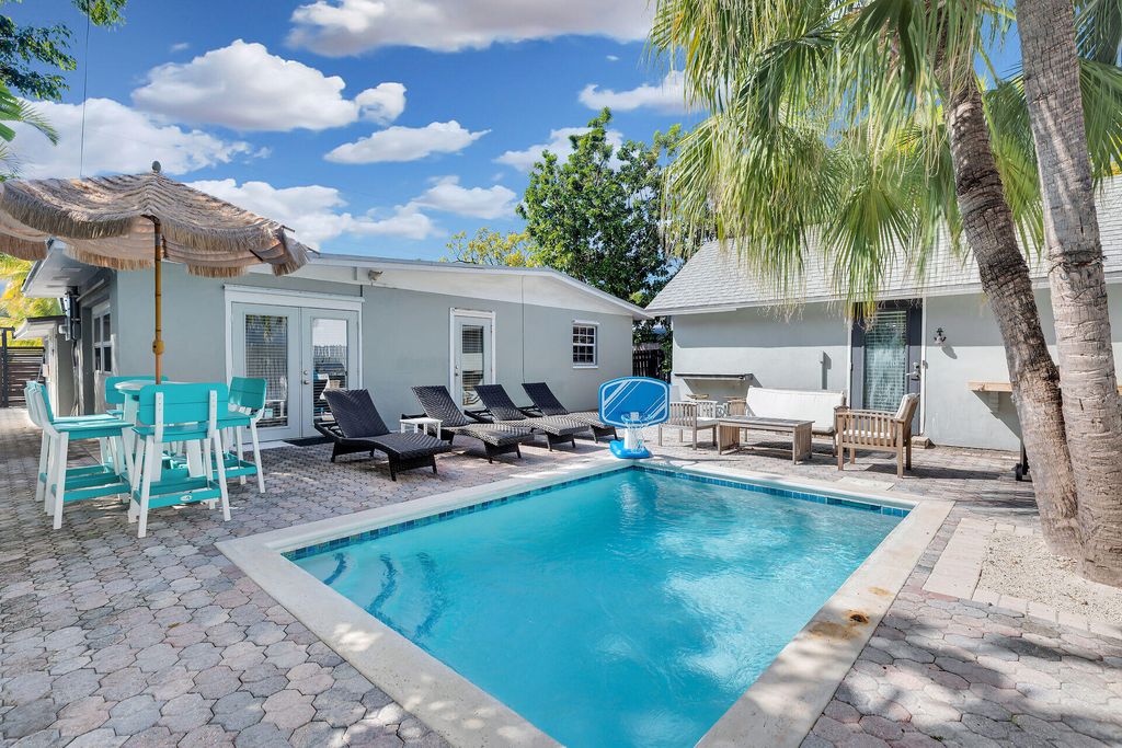 1707 George Street, Key West, FL 33040